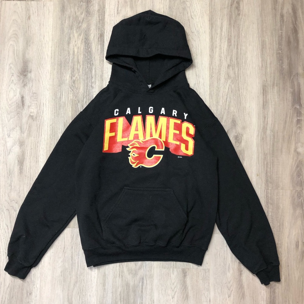 Gildan Black Calgary Flames Hooded Sweatshirt with Red & Yellow Logo